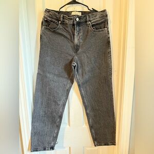 Abercrombie & Fitch The Mom High Rise Jeans